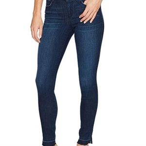 Joe's Jeans Icon Released Hem Skinny Jean 🍑🔥